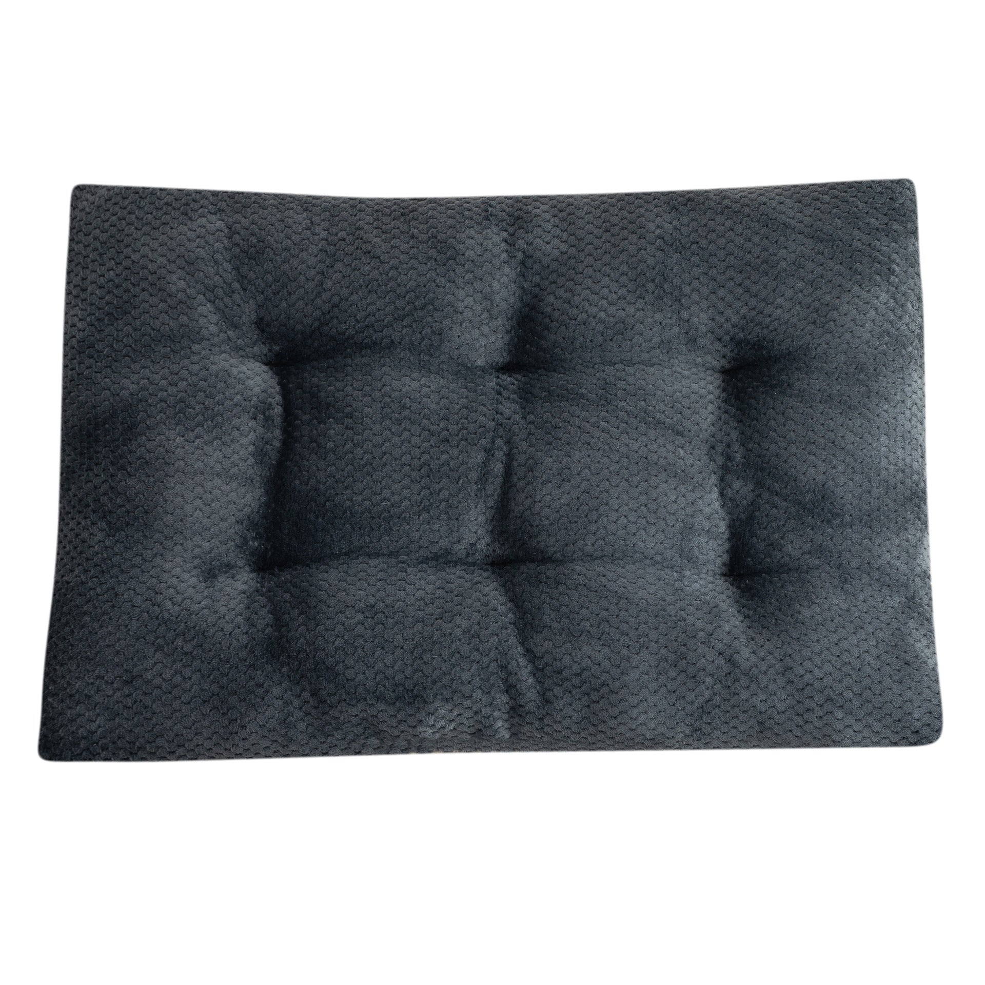 Aevvon black tufted washable pet crate mat